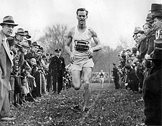 Don Lash winning the National XC title in '39